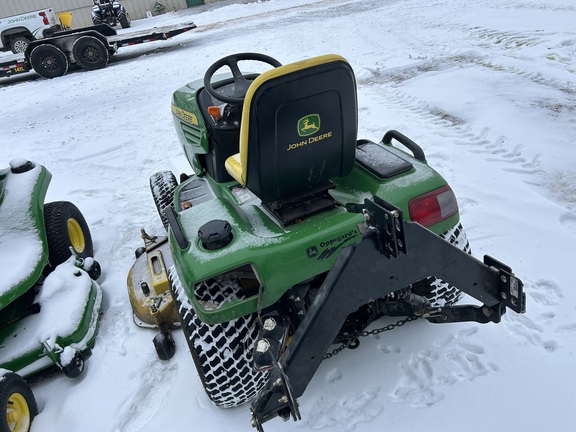 2011 John Deere X724 Garden Tractor