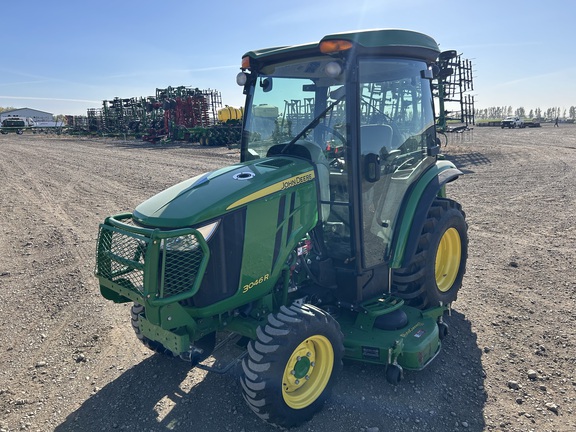 2015 John Deere 3046R Tractor Compact