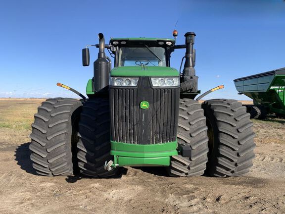 2018 John Deere 9520R Tractor 4WD