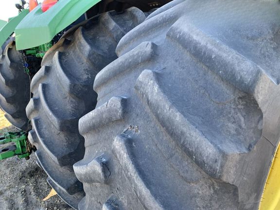 2018 John Deere 9520R Tractor 4WD