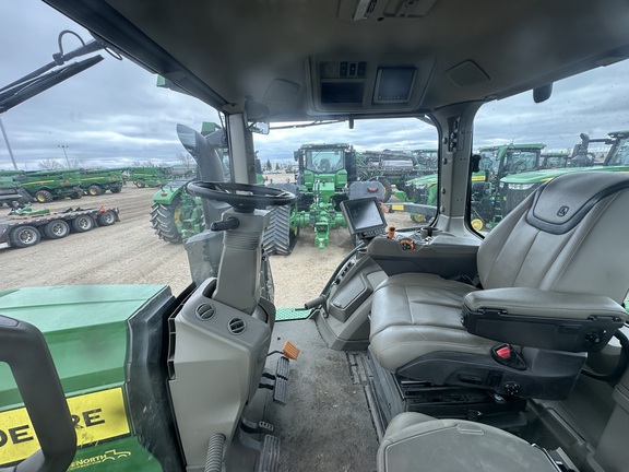 2023 John Deere 8R 370 Tractor