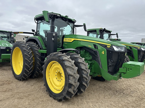 2023 John Deere 8R 370 Tractor