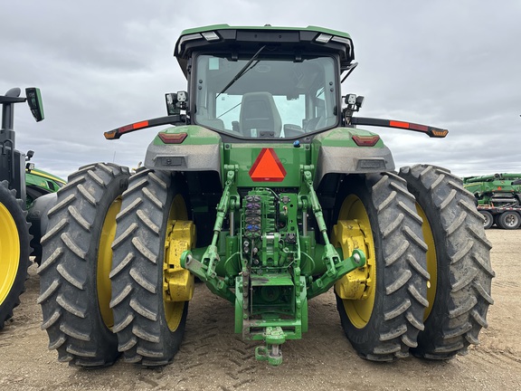 2023 John Deere 8R 370 Tractor