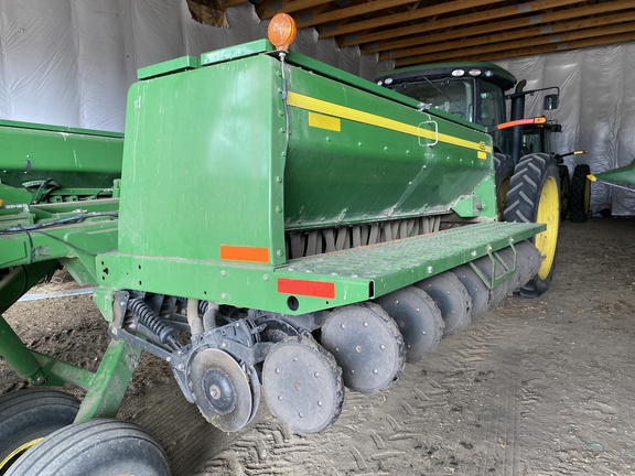 2012 John Deere 455 Drill