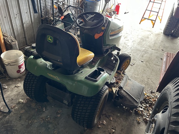 2017 John Deere X380 Garden Tractor