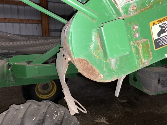 2014 John Deere 1890 Air Seeder