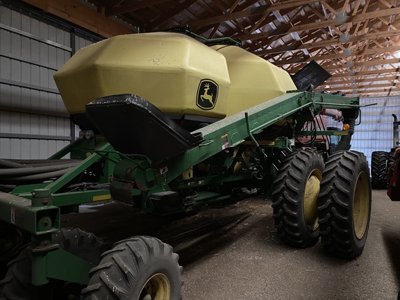 2014 John Deere 1890 Air Seeder