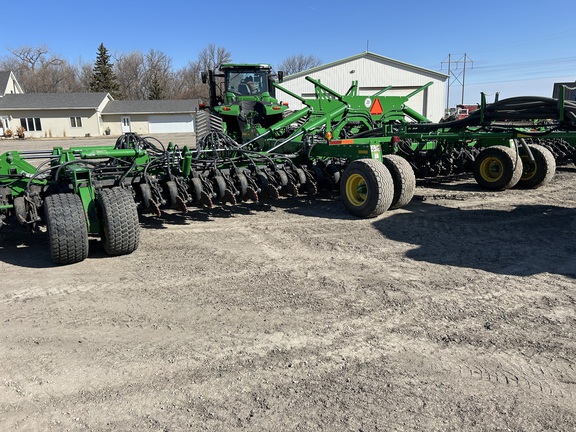 2021 John Deere 1890 Air Seeder