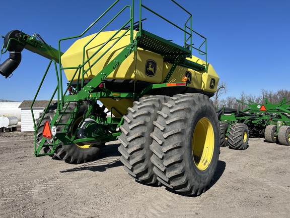 2021 John Deere 1890 Air Seeder