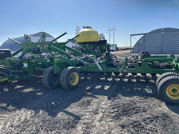 2021 John Deere 1890 Air Seeder