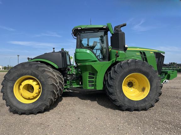 2022 John Deere 9R 540 Tractor 4WD