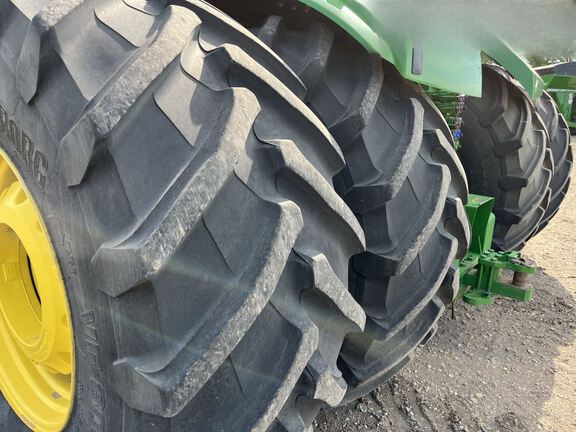 2022 John Deere 9R 540 Tractor 4WD