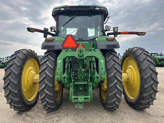 2023 John Deere 8R 370 Tractor
