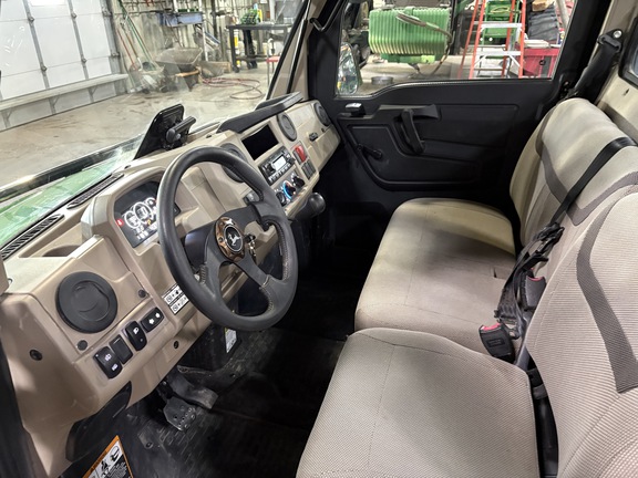 2024 John Deere XUV 835R ATV