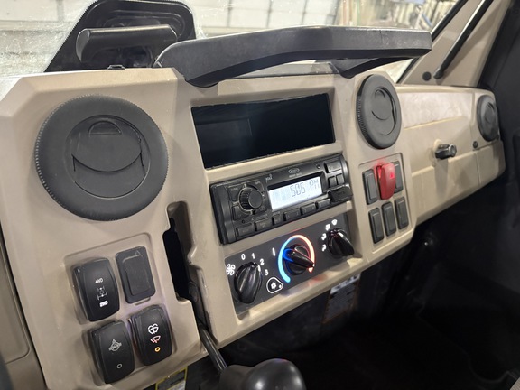 2024 John Deere XUV 835R ATV