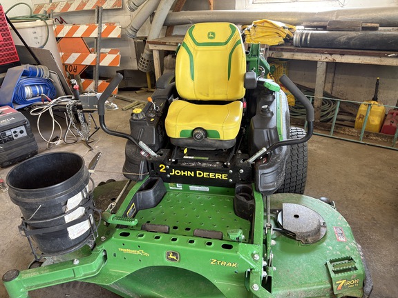 2023 John Deere Z994R Mower/Zero Turn
