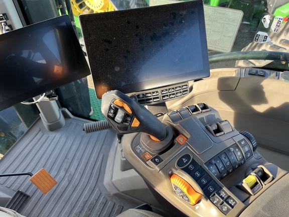 2024 John Deere 8RX 410 Tractor Rubber Track