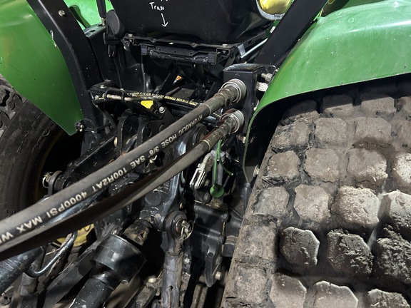 2010 John Deere 3320 Tractor Compact