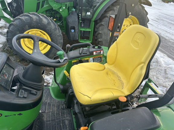 2010 John Deere 3320 Tractor Compact