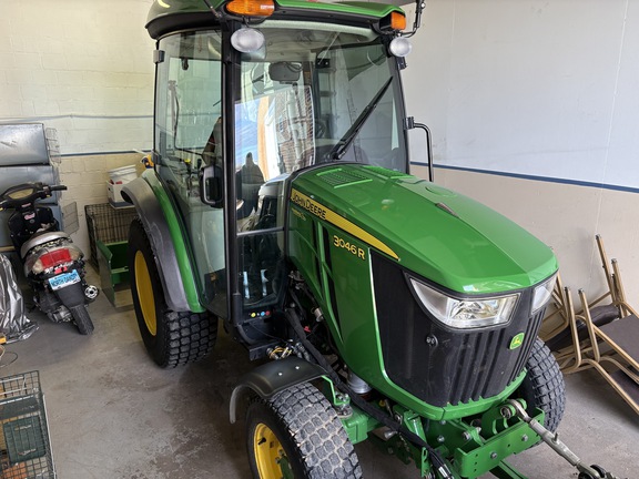 2020 John Deere 3046R Tractor Compact