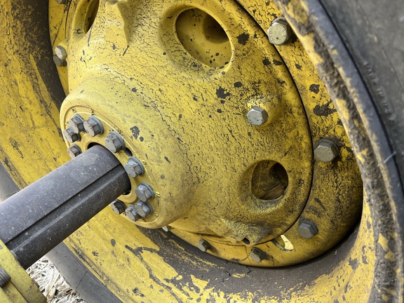 2013 John Deere 9460R Tractor 4WD