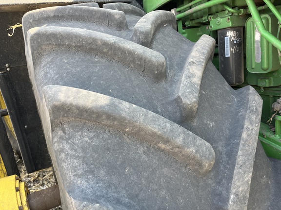 2013 John Deere 9460R Tractor 4WD