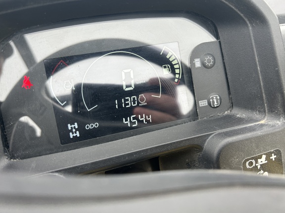 2020 John Deere XUV 835M ATV