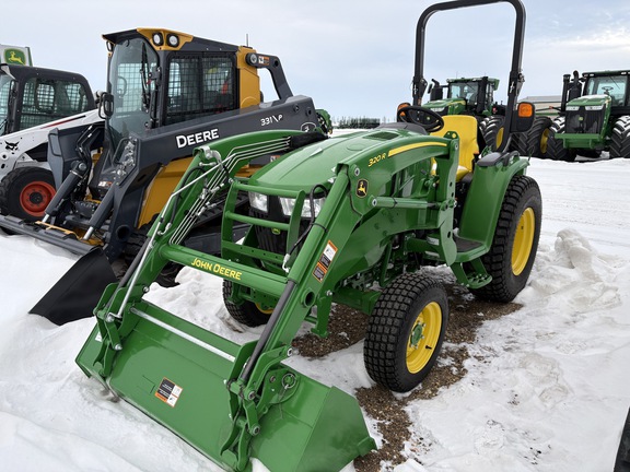 2021 John Deere 3046R Tractor Compact