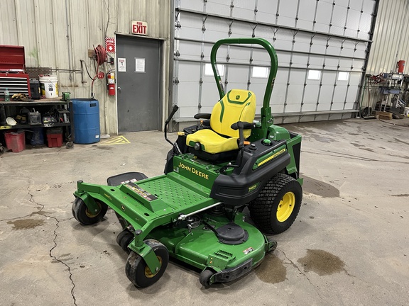 2023 John Deere Z997R Mower/Zero Turn
