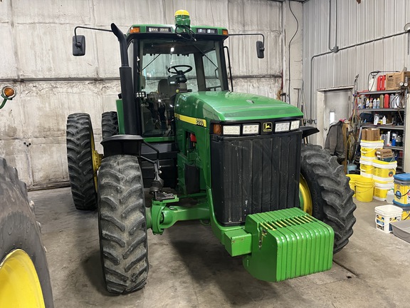 1998 John Deere 8200 Tractor