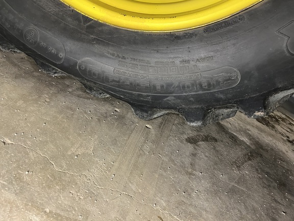 1998 John Deere 8200 Tractor