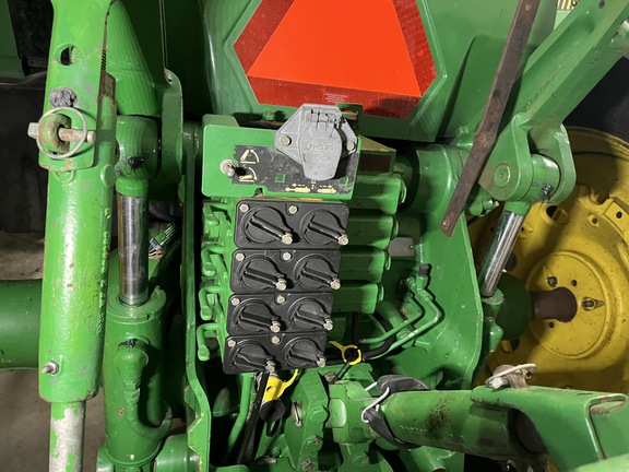 1998 John Deere 8200 Tractor