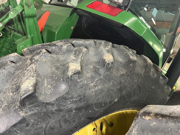 1998 John Deere 8200 Tractor