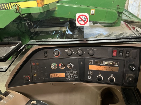 1998 John Deere 8200 Tractor