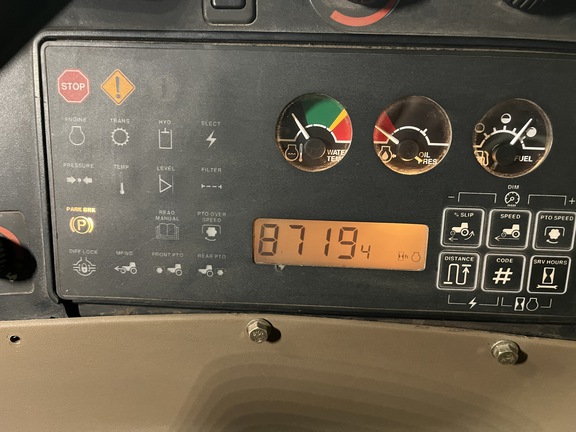 1998 John Deere 8200 Tractor