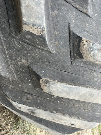 2019 John Deere 9520RX Tractor Rubber Track