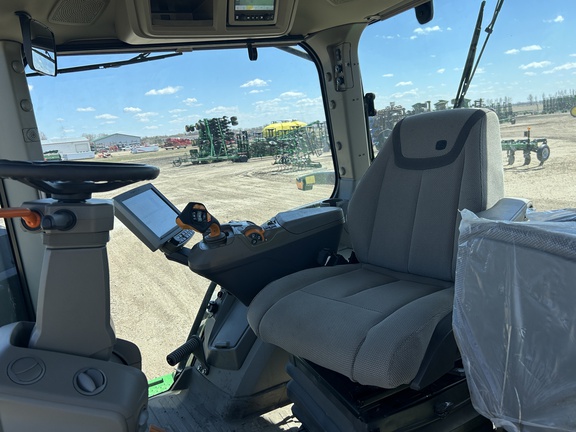 2023 John Deere 8R 340 Tractor