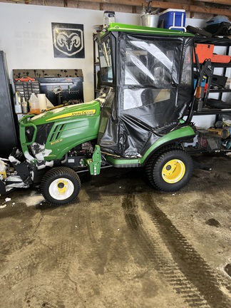 2016 John Deere 1025R Tractor Compact