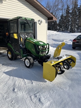 2016 John Deere 1025R Tractor Compact