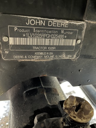 2016 John Deere 1025R Tractor Compact