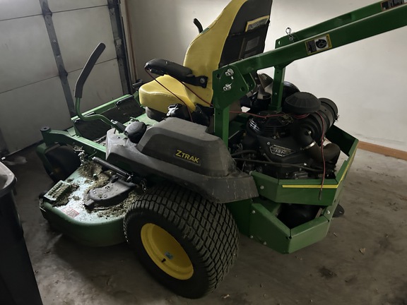 2023 John Deere Z740R Mower/Zero Turn