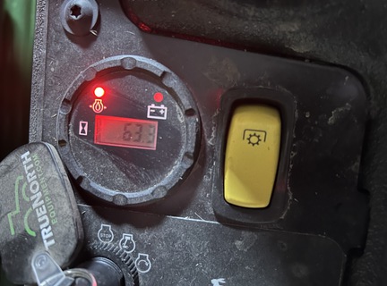 2023 John Deere Z740R Mower/Zero Turn