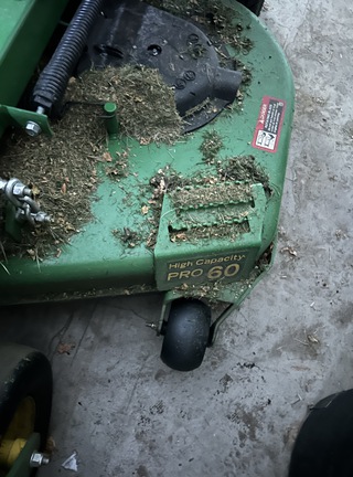 2023 John Deere Z740R Mower/Zero Turn