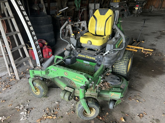 2022 John Deere Z920M Mower/Zero Turn