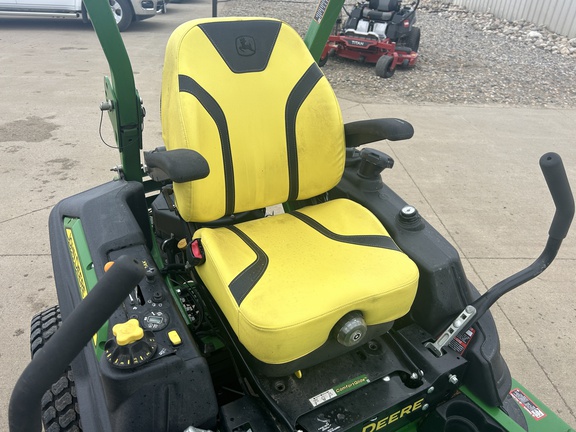 2022 John Deere Z920M Mower/Zero Turn