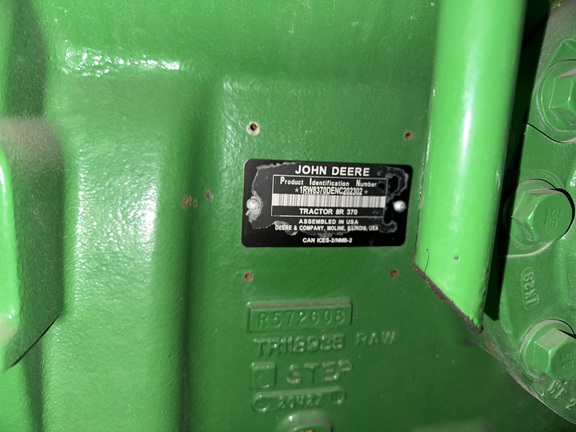 2022 John Deere 8R 370 Tractor