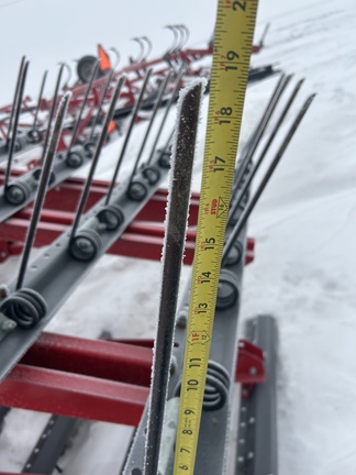 2015 Wil-Rich QX2 Field Cultivator