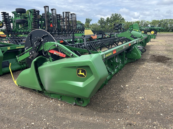 2021 John Deere RD40F Header Combine