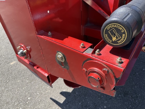 Buhler Farm King 600 Snow Blower
