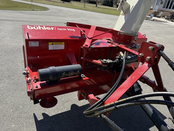 Buhler Farm King 600 Snow Blower